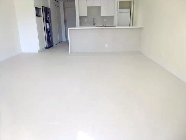 Photo - 520 Brickell Key Dr Unit #517