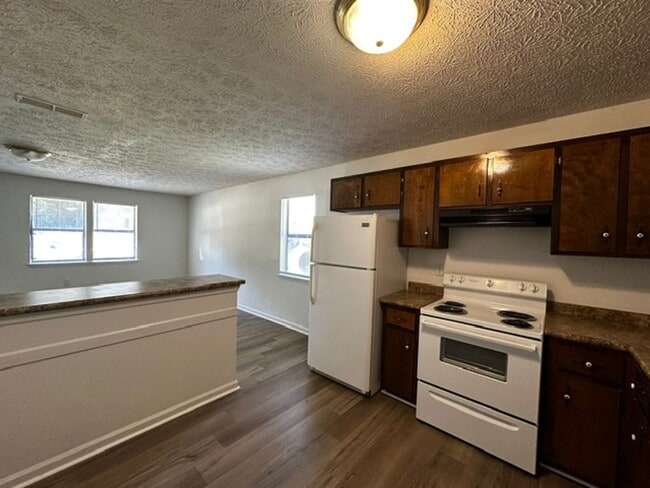 Building Photo - 127/129 Lake Pl Unit 127 Lake Pl