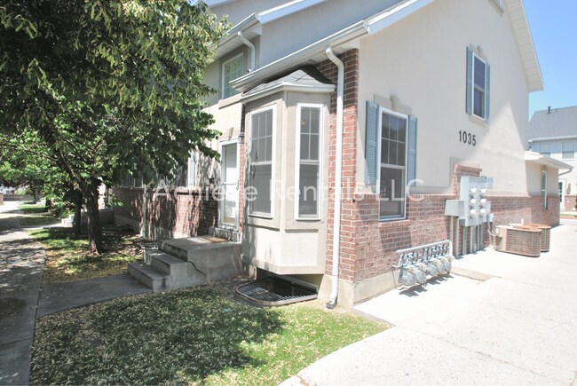 Building Photo - 1035 N 130 W