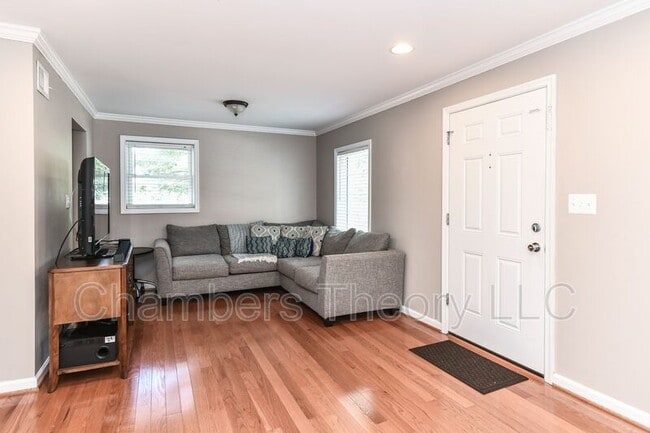 Photo - 1033 S Edison St