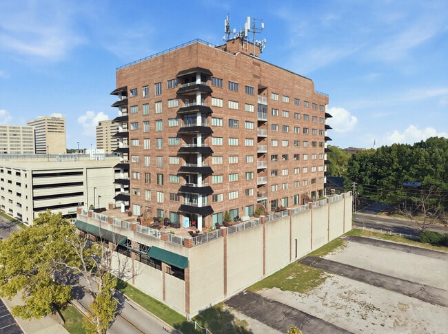 355 S Broadway Park Unidad 305