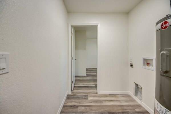 Photo - 22196 Lockport Ave