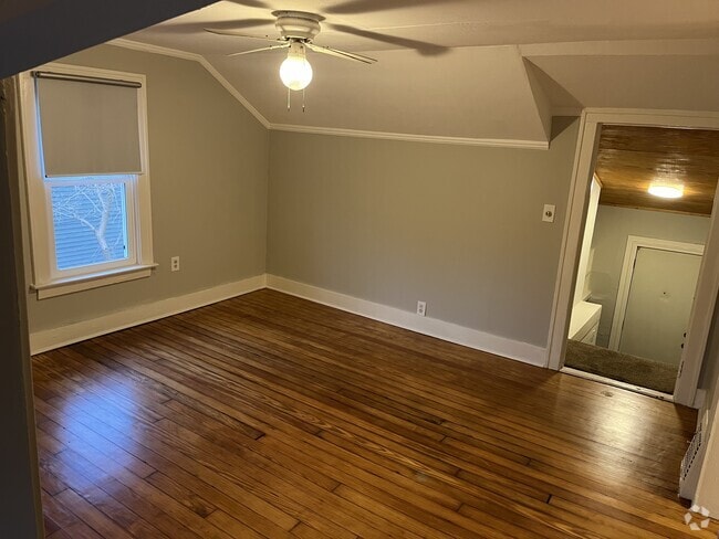 Building Photo - 347 E Saratoga St Unit # 2 Rental