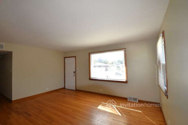 Photo - 3615 Cleveland Ave