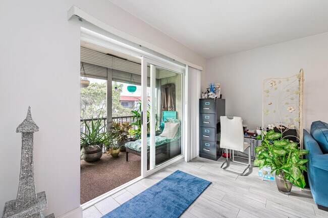 8911 S Hollybrook Blvd Unit 306