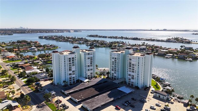 Photo - 420 64th Ave Unit 207