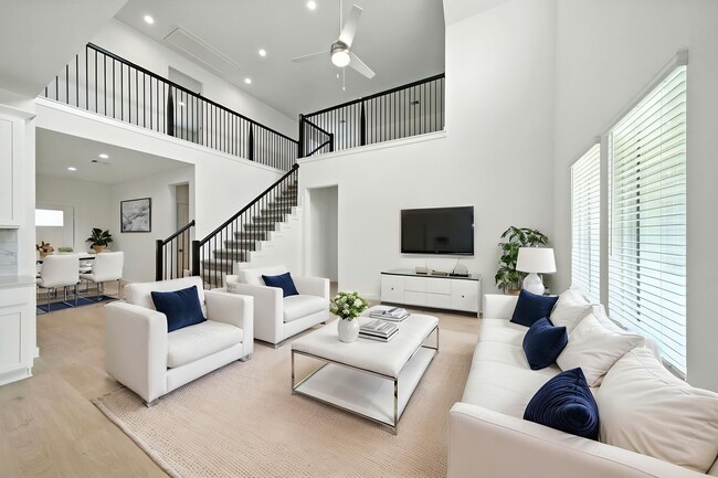 Building Photo - 30423 Brixton Village St Rental