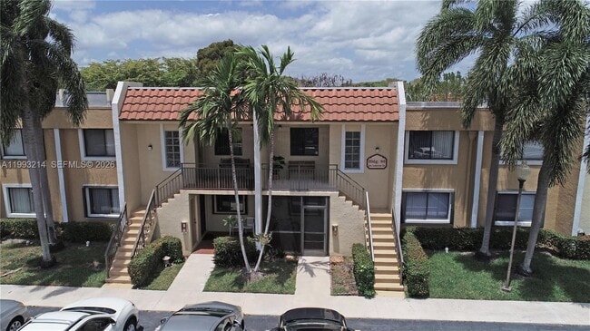 Building Photo - 434 Lakeview Dr Unit 205