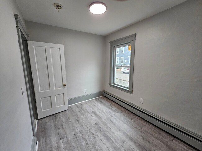 Photo - 105 Earle St Unidad 1st Floor