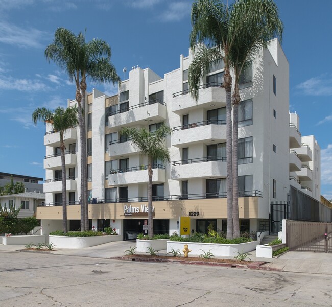 Palms View Apartments - Palms View Apartments