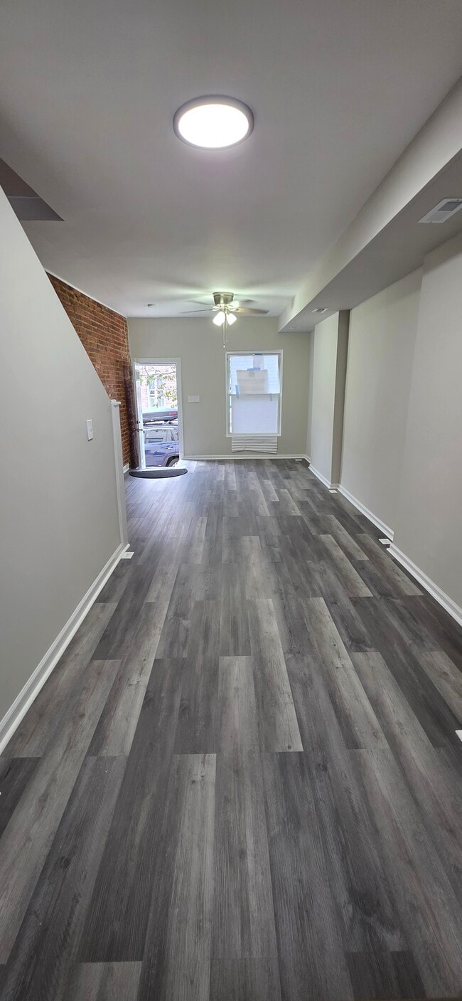 Photo - 151 N Streeper St