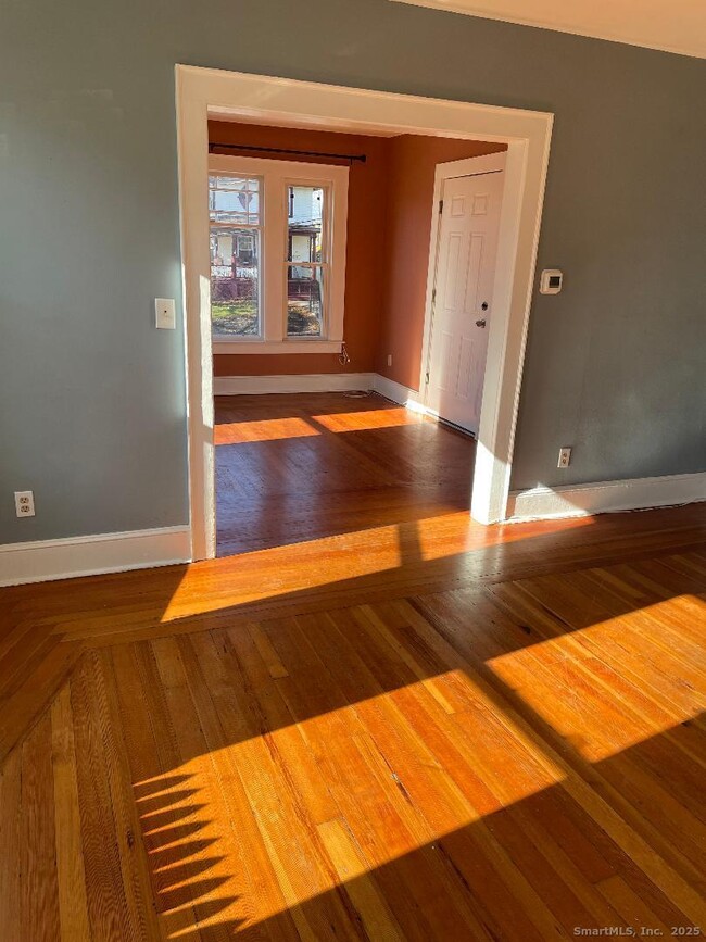 Photo - 42 Oakland St Unit 2