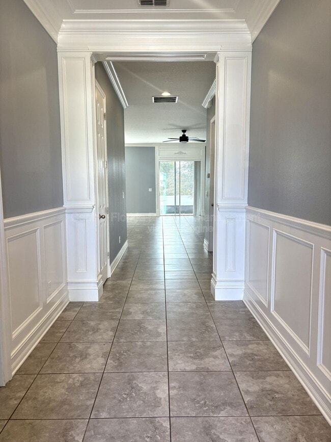 Photo - 984 Maypole Dr