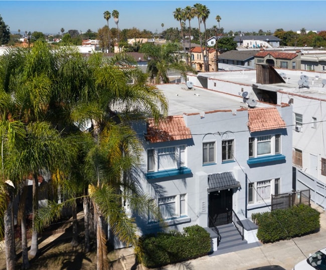 Building Photo - 391 Ximeno Ave Unit B Rental