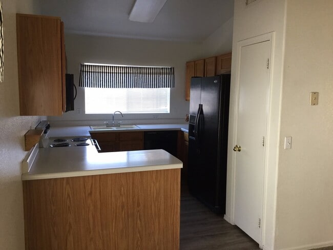 Photo - Great Gilbert home!