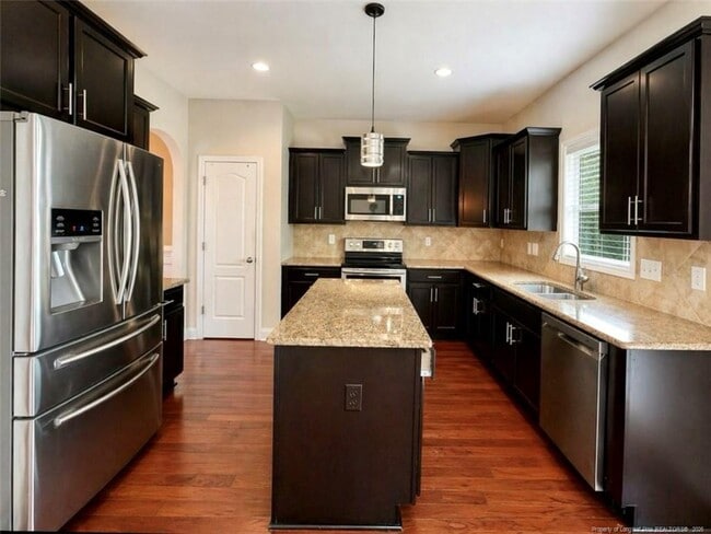 144 Tun Tavern Dr