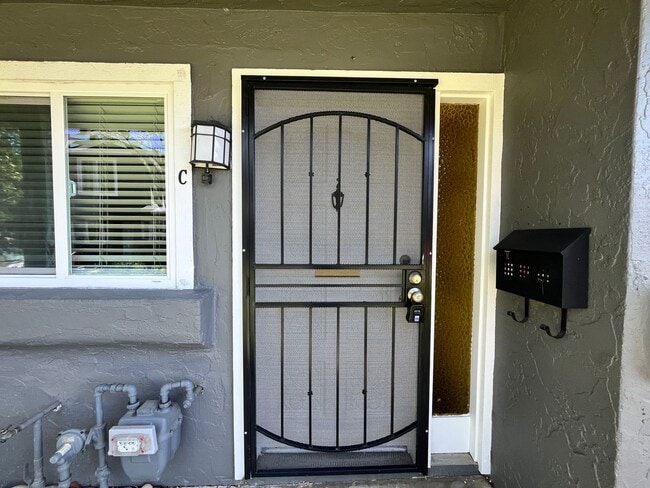 Photo - Townhouse in San Jose, CA Available Now!