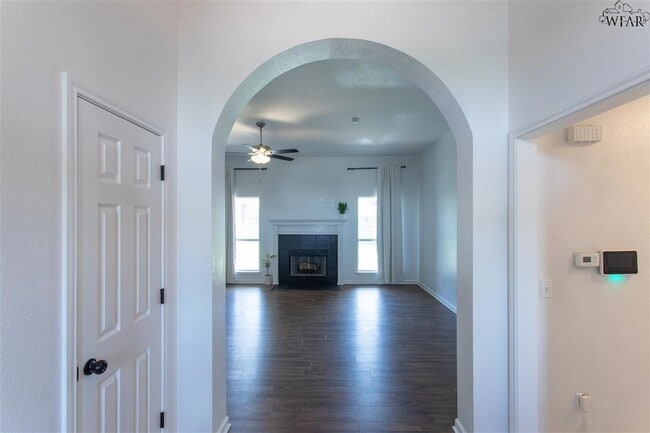 Photo - 6051 Laci Ln