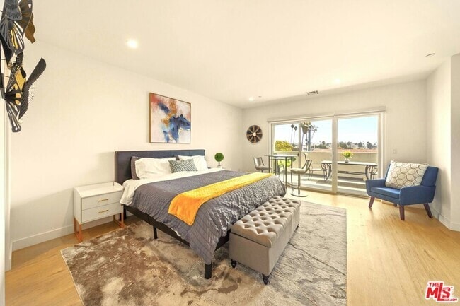 Building Photo - 497 N St Andrews Pl Rental