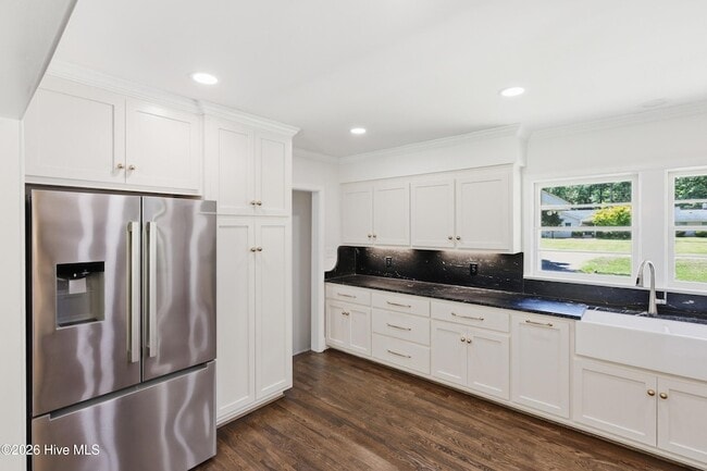 Photo - 105 Bunn Ave