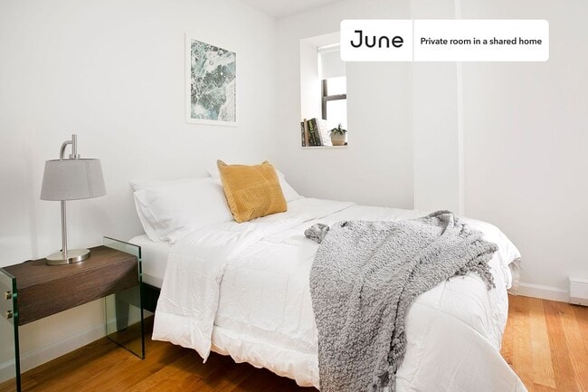 Private bedroom in 6 bed/2 bath Home - Private bedroom in 6 bed/2 bath Home