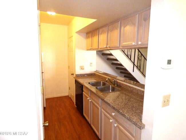 6565 Calle La Paz Unit B