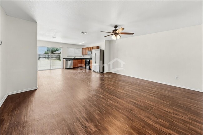 Photo - 2014 Kingsbridge Dr