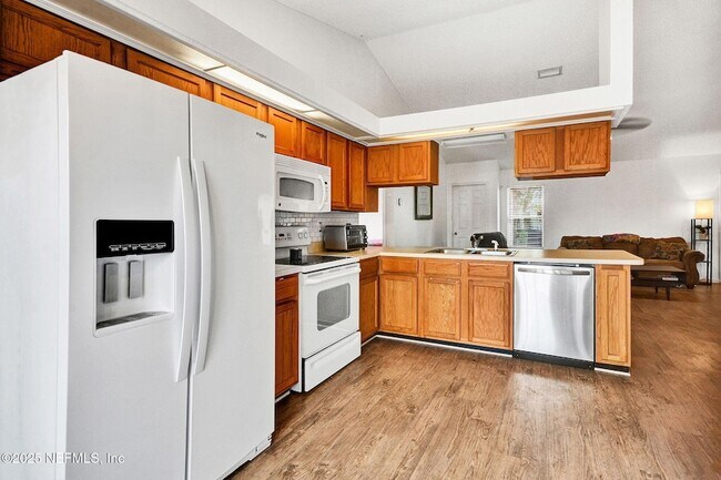 Photo - 8096 Beatle Blvd