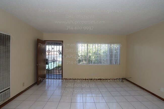 Photo - 830 E Anaheim St Unit 4