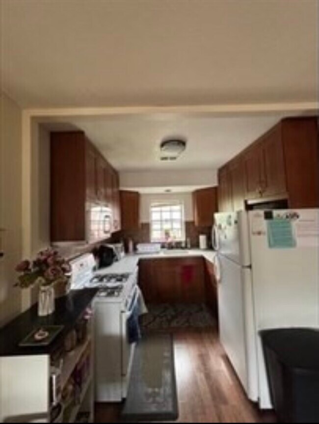 Photo - 153 Lake Shore Rd Unit 3