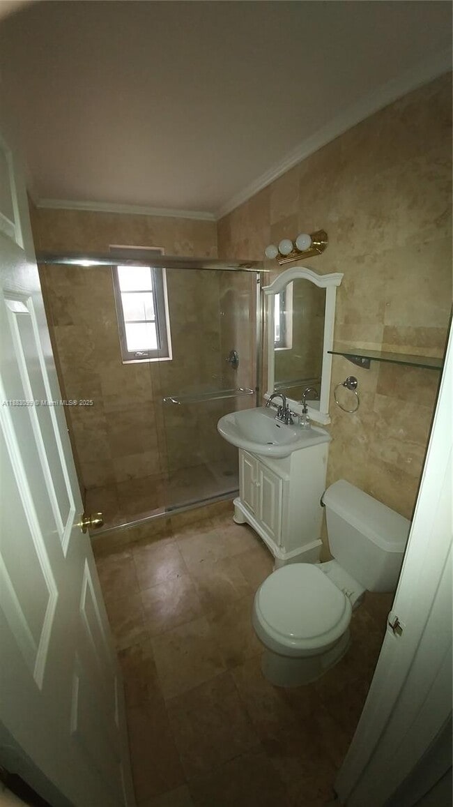 Photo - 1341 Meridian Ave Unidad 102