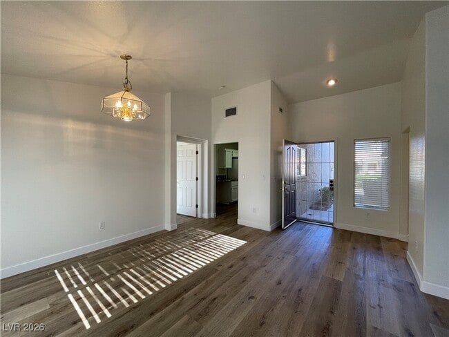 Photo - 10617 Mission Lakes Ave