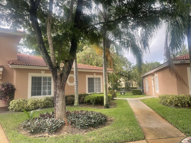 Building Photo - 9888 Kamena Cir