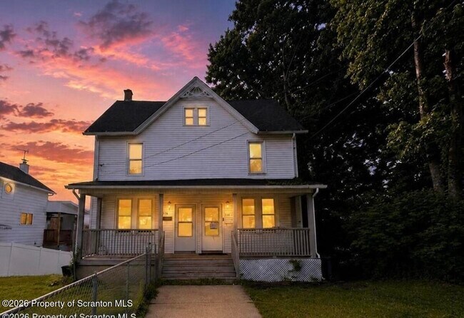 Photo - 514 4th St