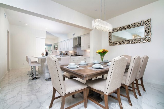 1523 Doheny
