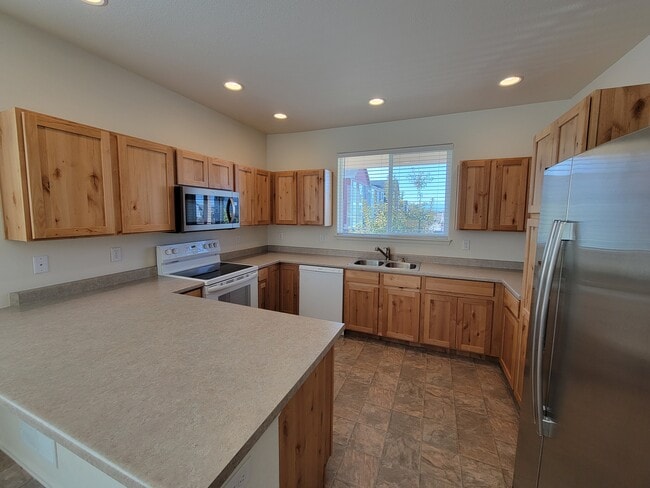 Photo - 1823 Abundance Dr