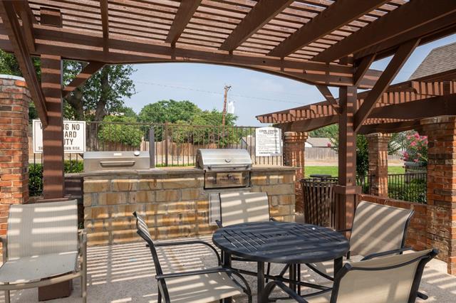 Photo - 1800 Fuller Wiser Rd