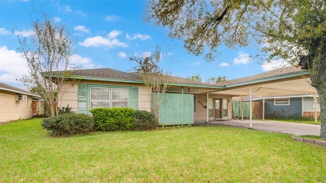 Photo - 8565 Ridgepoint Dr