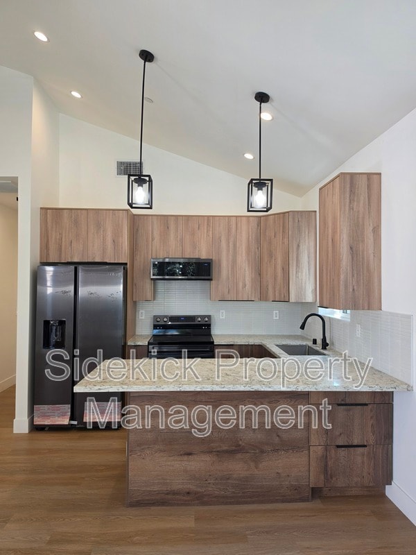 432 W Garfield Ave