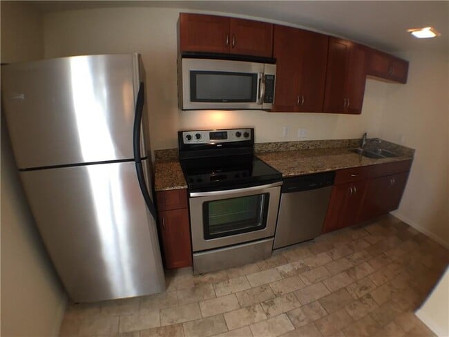 Photo - 2800 Cole St Unit C207