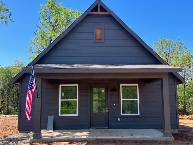 Building Photo - 10733 Shady Oaks Dr