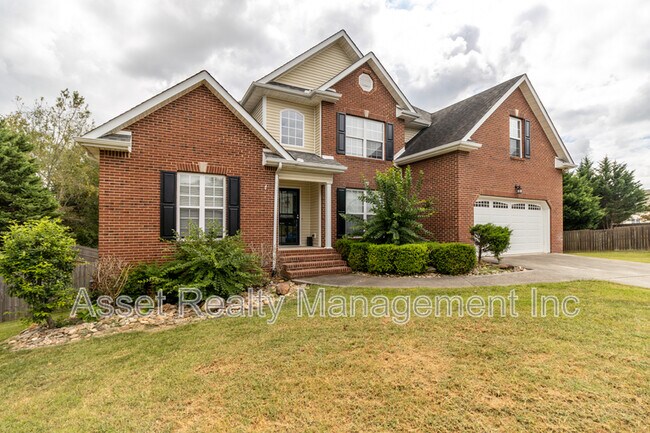 Photo - 1100 Winterberry Ln