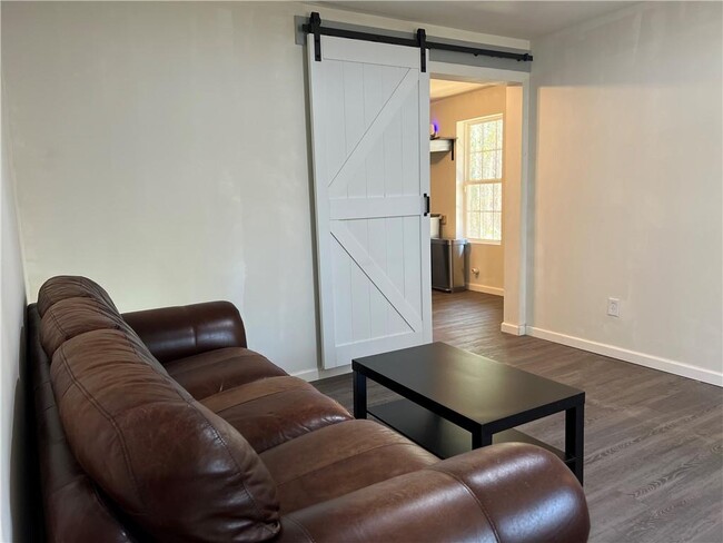 Photo - 5485 Mercedes Dr