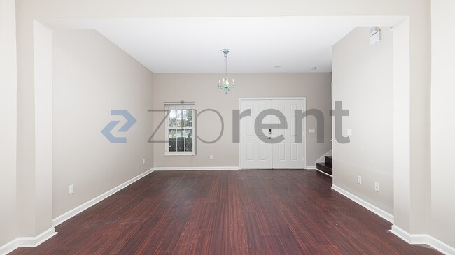 Photo - 16703 Cedar Crest Dr