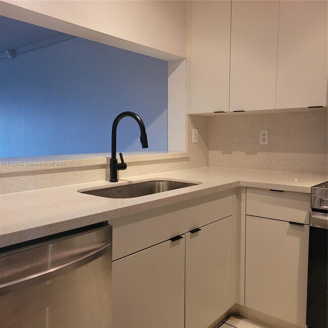 Photo - 1920 Sabal Palm Dr Unit 403