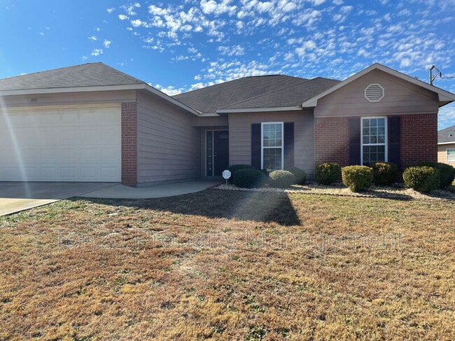 Building Photo - 5715 Boby Dr