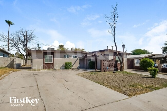 Photo - 3904 W El Parque Ave