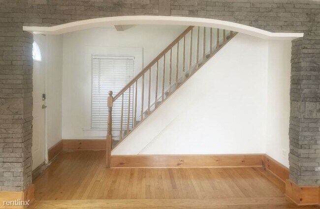 3 br, 1.5 bath House - 2 Unlisted - 3 br, 1.5 bath House - 2 Unlisted