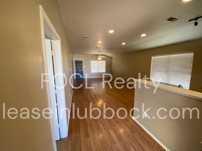 Photo - 6529 92nd St