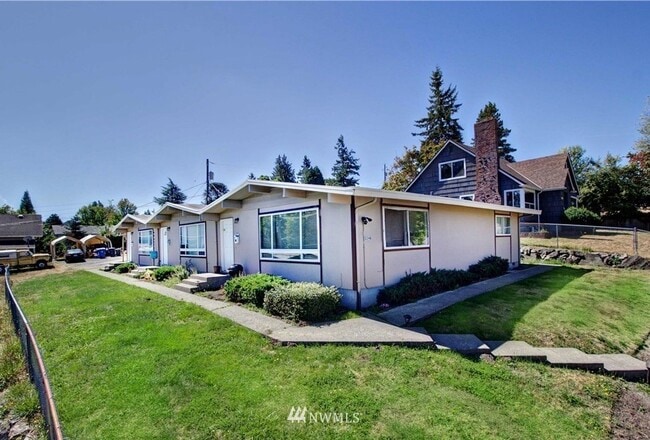 2248 E Harrison St Unidad 3